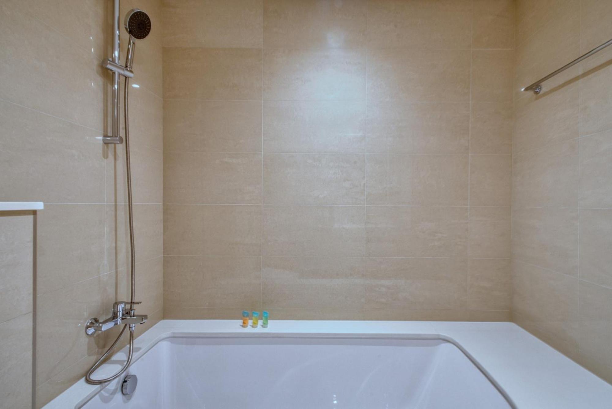 Full Burj Khalifa & Fountain View, 3-min To Mall, High Floor, Burj Royale By Emaar Apartment *
