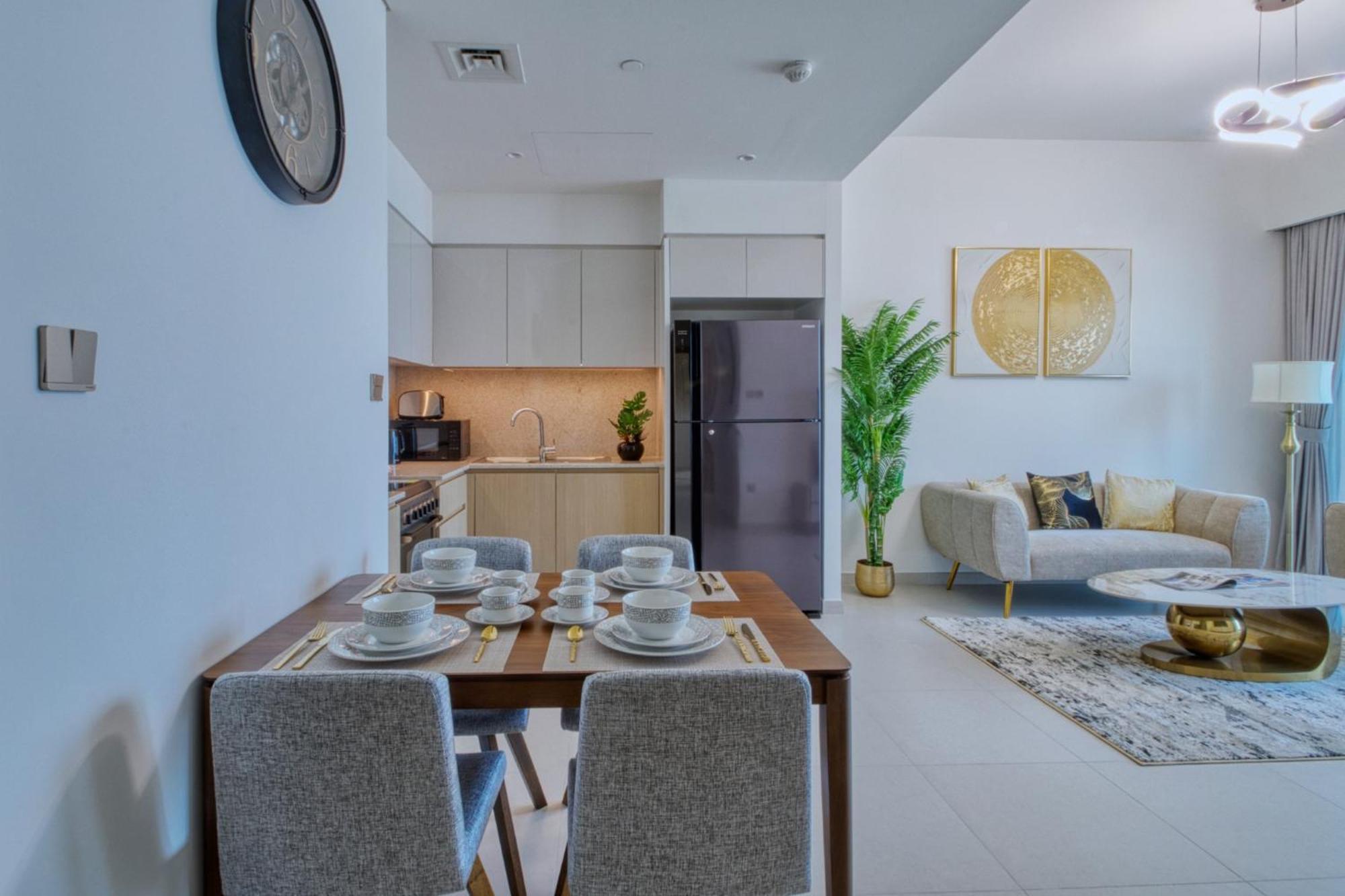 Apartment Full Burj Khalifa & Fountain View, 3-min To Mall, High Floor, Burj Royale By Emaar Dubai